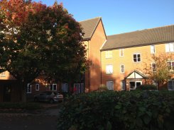 Apartment offered in Reading Berkshire United Kingdom for £450 p/m