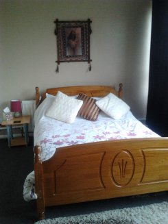 Room offered in Gillingham Kent United Kingdom for £90 p/m