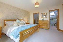Double room in Birmingham Sheldon for £85 per week