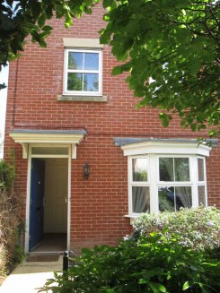House offered in Canterbury Kent Kent United Kingdom for £390 p/m