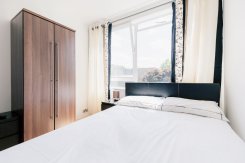 Double room in London Roahampton for £680 per month