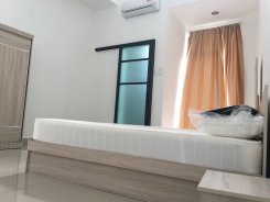 Room offered in Glenmarie Selangor Malaysia for RM800 p/m
