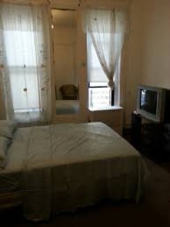 Room offered in Ny City New York United States for $150 p/w