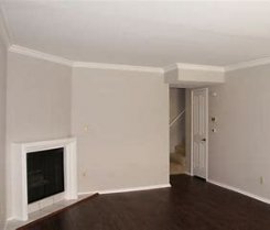 Apartment offered in Brooklyn New York United States for $964 p/m