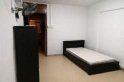 Room offered in Seksyen 17, petaling jaya Selangor Malaysia for RM570 p/m