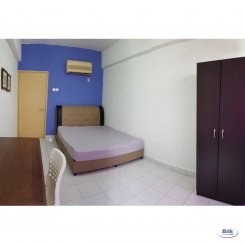 Room in Kuala Lumpur Taman tun dr ismail  for RM500 per month