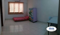 Room offered in Puchong  Selangor Malaysia for RM550 p/m