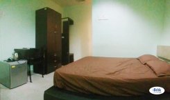Room offered in Seksyen 17, petaling jaya Selangor Malaysia for RM550 p/m