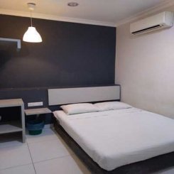 Room offered in Bandar puchong jaya Selangor Malaysia for RM650 p/m