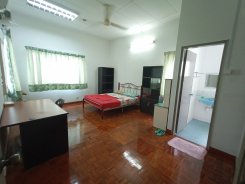 House offered in Damansara jaya Selangor Malaysia for RM990 p/m