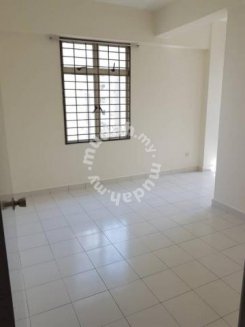 Condo offered in Kepong Kuala Lumpur Malaysia for RM450 p/m