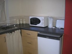 Double room offered in Halifax Yorkshire United Kingdom for £350 p/m
