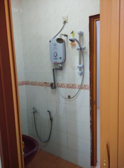 Room in Selangor Kota Kemuning for RM400 per month