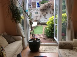 House offered in Portsmouth Hampshire United Kingdom for £300 p/m