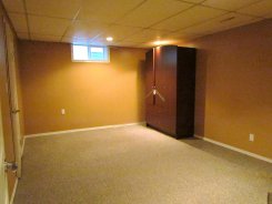 House in Alberta Edmonton for $950 per month