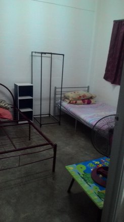 Room offered in Petaling Jaya Selangor Malaysia for RM200 p/m