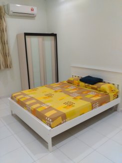 Room offered in Bukit indah Johor Malaysia for RM650 p/m