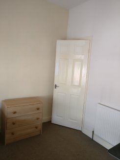 Double room in West Midlands Coventry for £300 per month