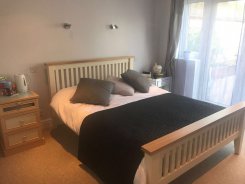 Double room offered in Oxford Oxfordshire United Kingdom for £100 p/w