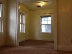 Apartment offered in Bronx New York United States for $1024 p/m