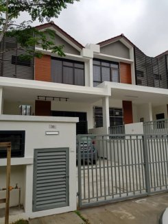 Room in Johor Bukit indah for RM750 per month