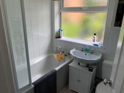 Double room in Kent Chatham for £540 per month