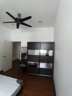 Room in Selangor Kota Kemuning for RM500 per month