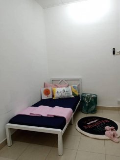 Room offered in Kelana Jaya Selangor Malaysia for RM530 p/m