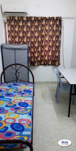 Room in Selangor Petaling Jaya for RM500 per month