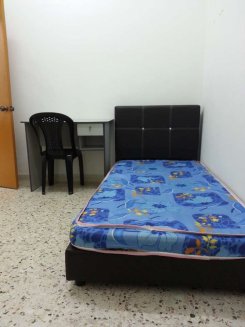 Room offered in Petaling Jaya Selangor Malaysia for RM500 p/m