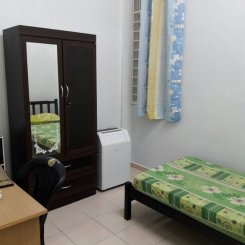 Room offered in Subang jaya Selangor Malaysia for RM500 p/m