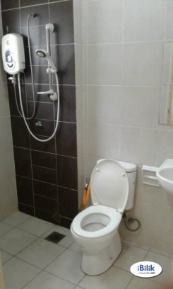 Room in Kuala Lumpur Bukit Jalil for RM560 per month