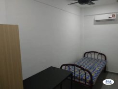 Room offered in Subang jaya Selangor Malaysia for RM570 p/m