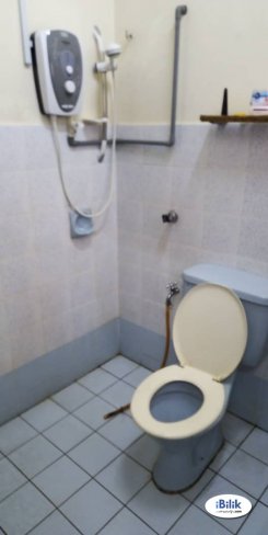 Room in Selangor Puchong  for RM500 per month
