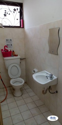 Room in Selangor Seri kembangan for RM550 per month
