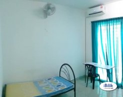 Room offered in Setia alam Selangor Malaysia for RM550 p/m