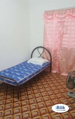 Room in Selangor Ss2 for RM560 per month