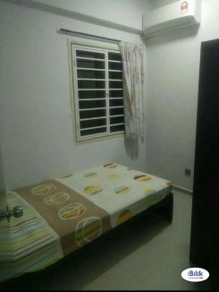 Room offered in Bangsar Kuala Lumpur Malaysia for RM650 p/m