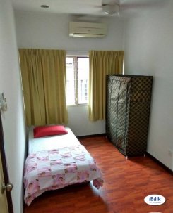 Room offered in Bandar sri damansara Kuala Lumpur Malaysia for RM590 p/m