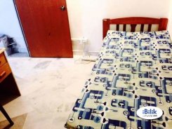 Room offered in Kota Kemuning Selangor Malaysia for RM450 p/m