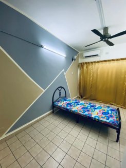 Room in Selangor Bandar utama for RM550 per month