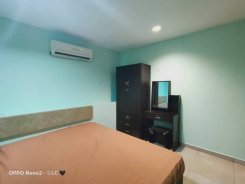 Room offered in Kota damansara Selangor Malaysia for RM550 p/m