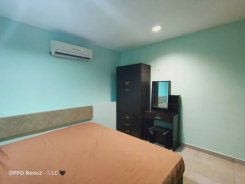 Room offered in Kota damansara Selangor Malaysia for RM550 p/m
