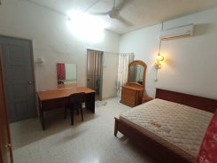 Room in Selangor Damansara jaya for RM890 per month