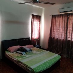 Room offered in Setia alam Selangor Malaysia for RM750 p/m