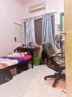 Room offered in Subang jaya Selangor Malaysia for RM400 p/m
