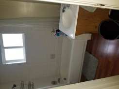 Room in Washington Kent for $900 per month