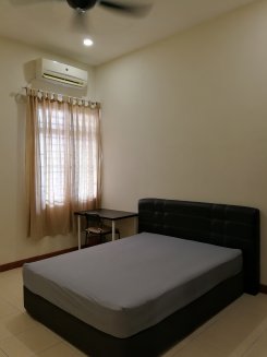 Room in Johor Taman kempas indah for RM600 per month