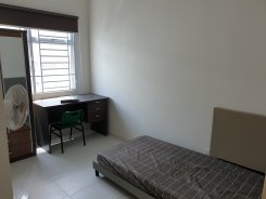 House in Johor Bandar seri alam for RM450 per month