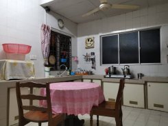 House in Selangor Bandar utama for RM800 per month